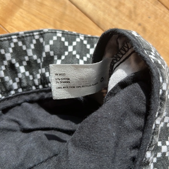 GAP Ultra Skinny Diamond Print Stretch Pants (Size 8P) - Picture 5 of 5